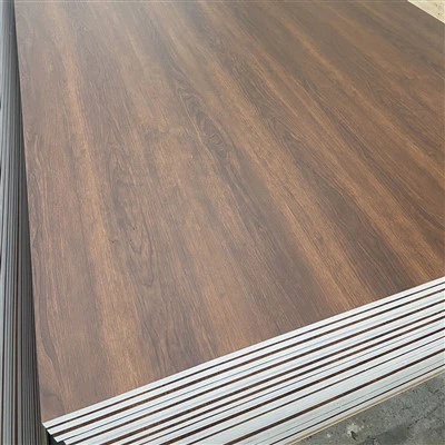 Moderno dizajnirana PVC ploča od plastike